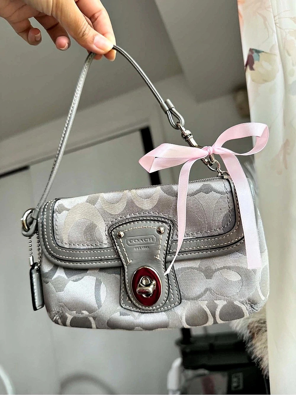 Vintage Coach Legacy Signature Optic Turnlock Flap Wristlet